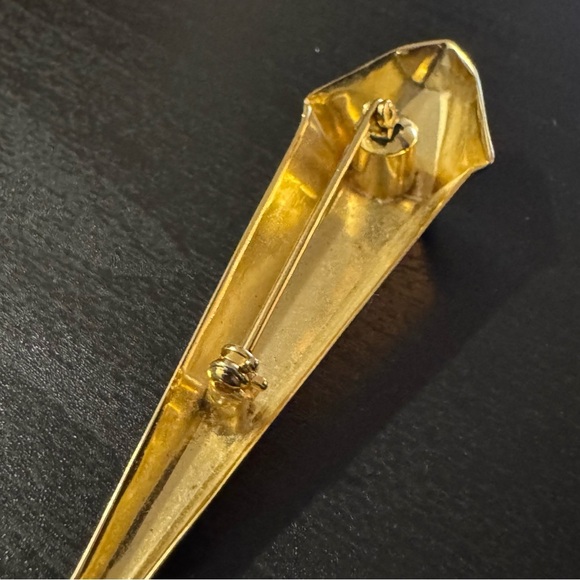 ⚜️3 for $30⚜️ Vintage Gold Tone Bar Brooch with Hanging Faux Pearl - Picture 8 of 11